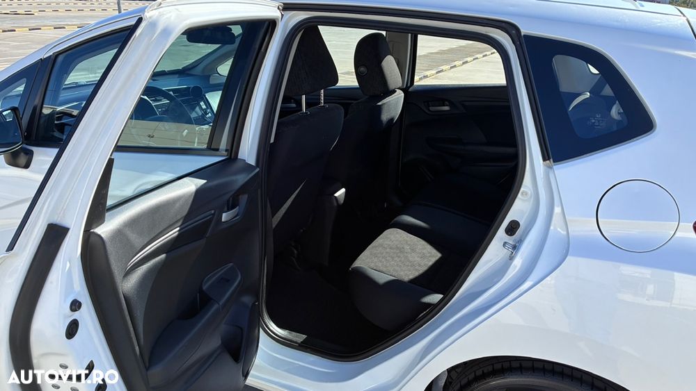 Honda Jazz 1.3 DOHC i-VTEC MT Trend - 5