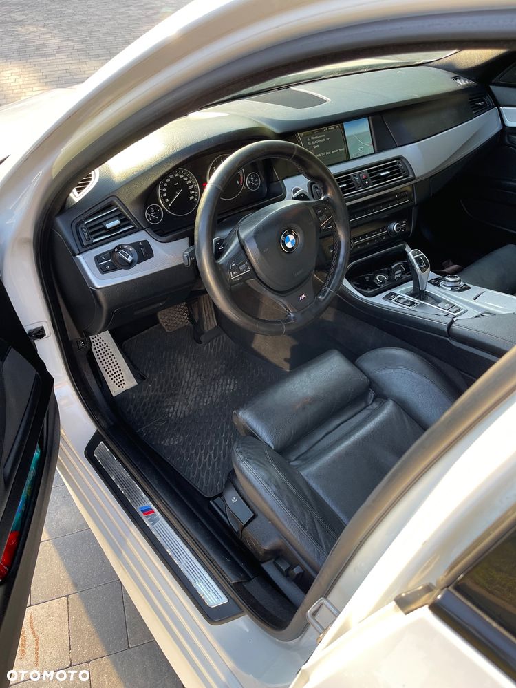 BMW Seria 5 520d Sport-Aut - 11