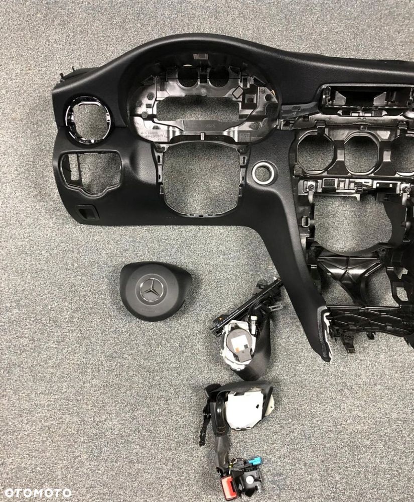 MERCEDES C KLASA W205 AIRBAG KONSOLA DESKA HEAD UP - 2