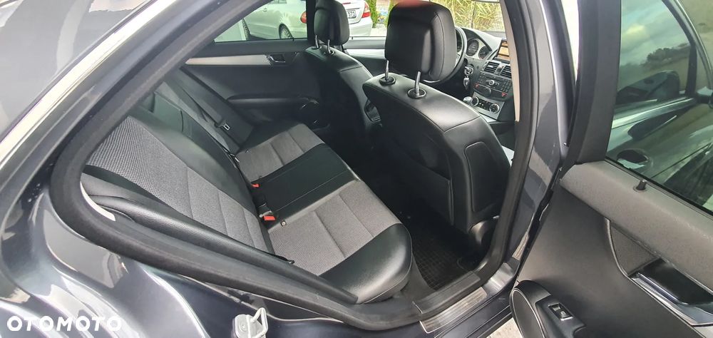 Mercedes-Benz Klasa C 200 Kompressor Avantgarde - 8