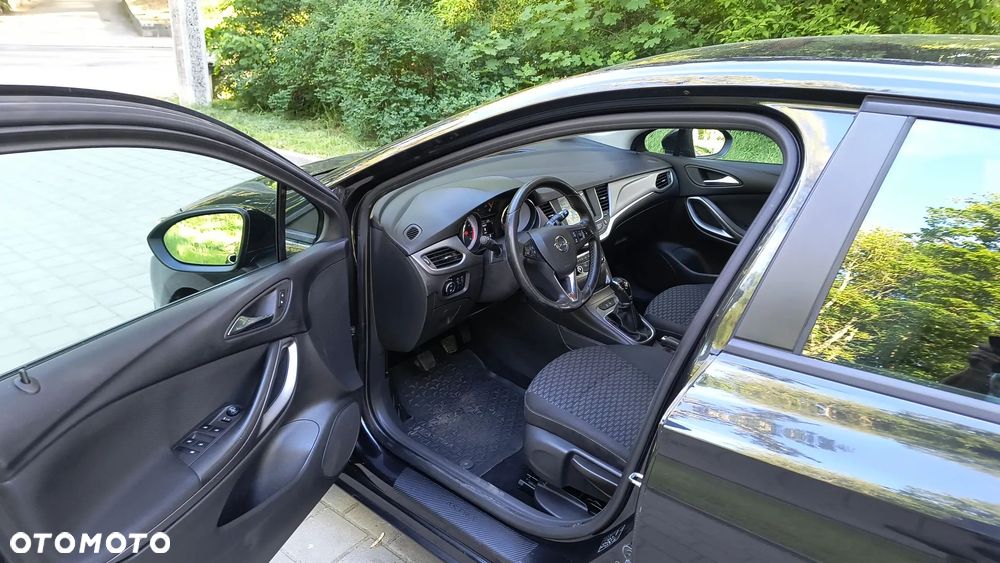 Opel Astra 1.4 T Dynamic - 4