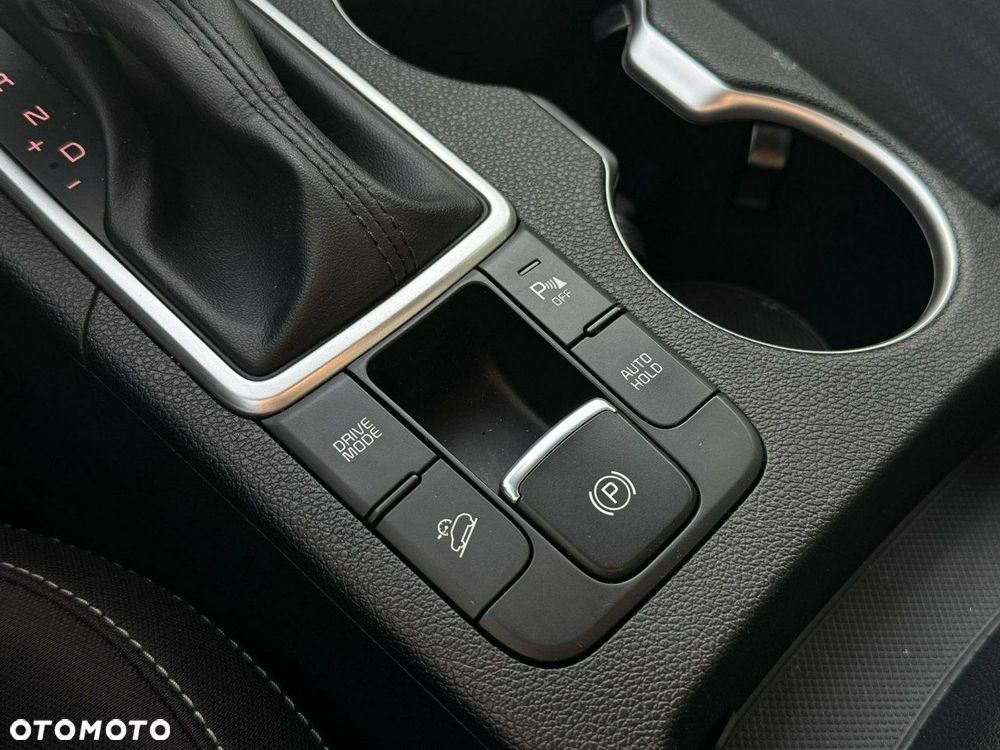Kia Sportage - 10
