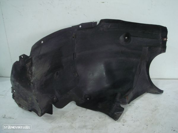 Cave De Roda Fr Esq Mercedes-Benz C-Class T-Model (S203) - 3
