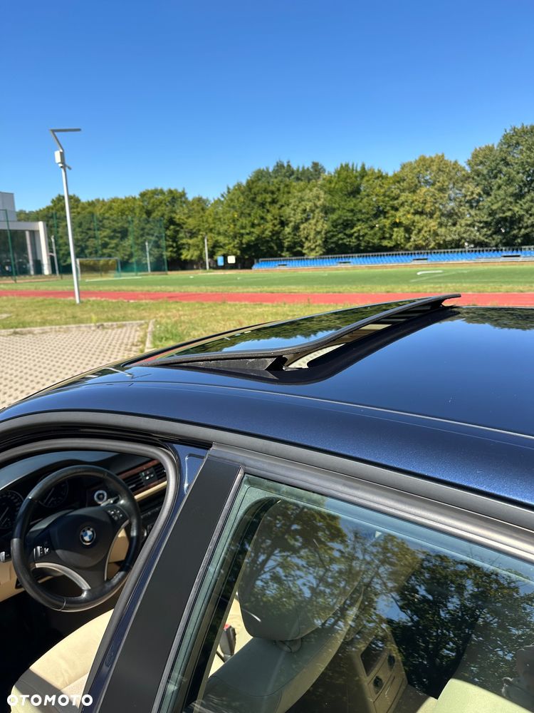 BMW Seria 3 318i Edition Lifestyle - 17