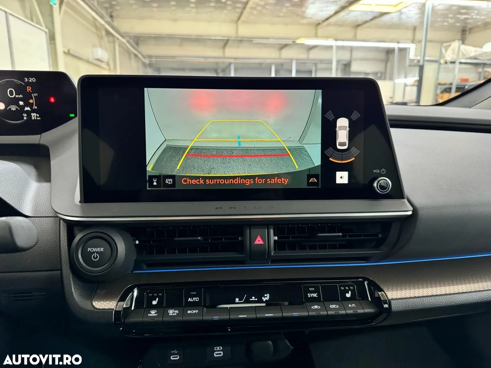 Toyota Prius 2.0 FWD PHEV Dynamic - 15