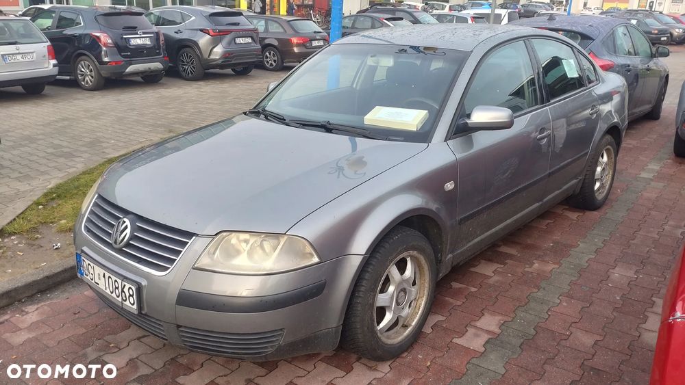 Volkswagen Passat 1.9 TDI - 1