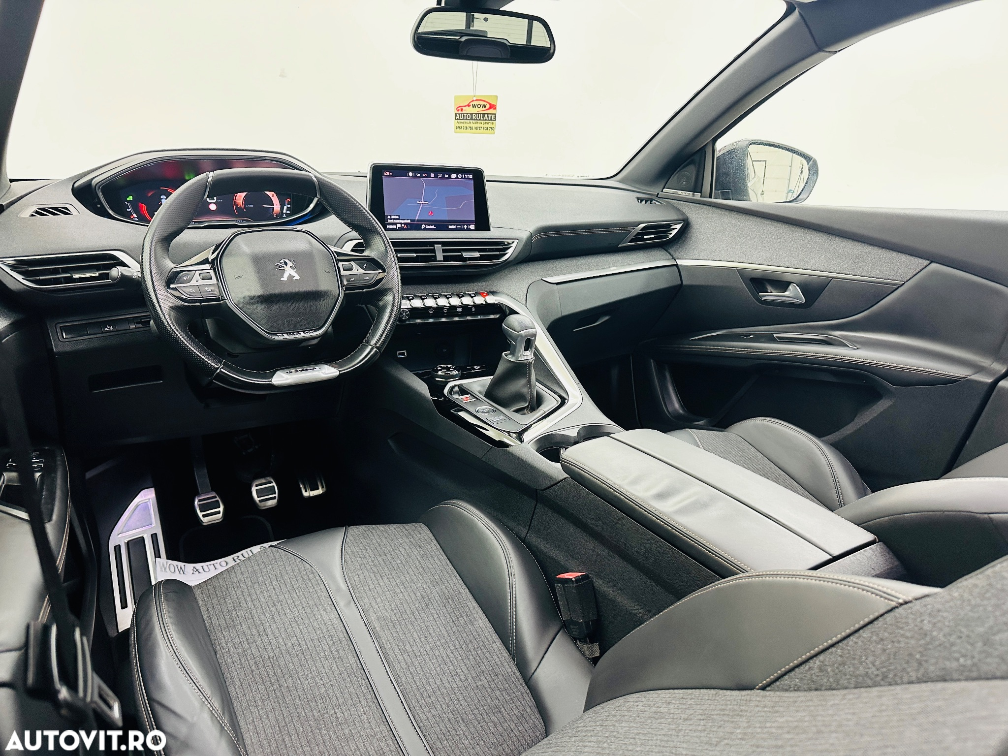 Peugeot 3008 PureTech 130 Stop & Start GPF Allure Pack - 23