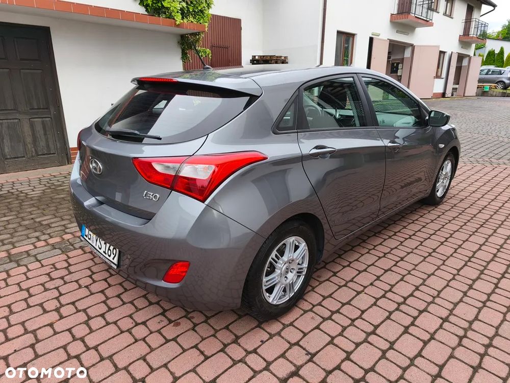 Hyundai i30 1.4 Trend - 10