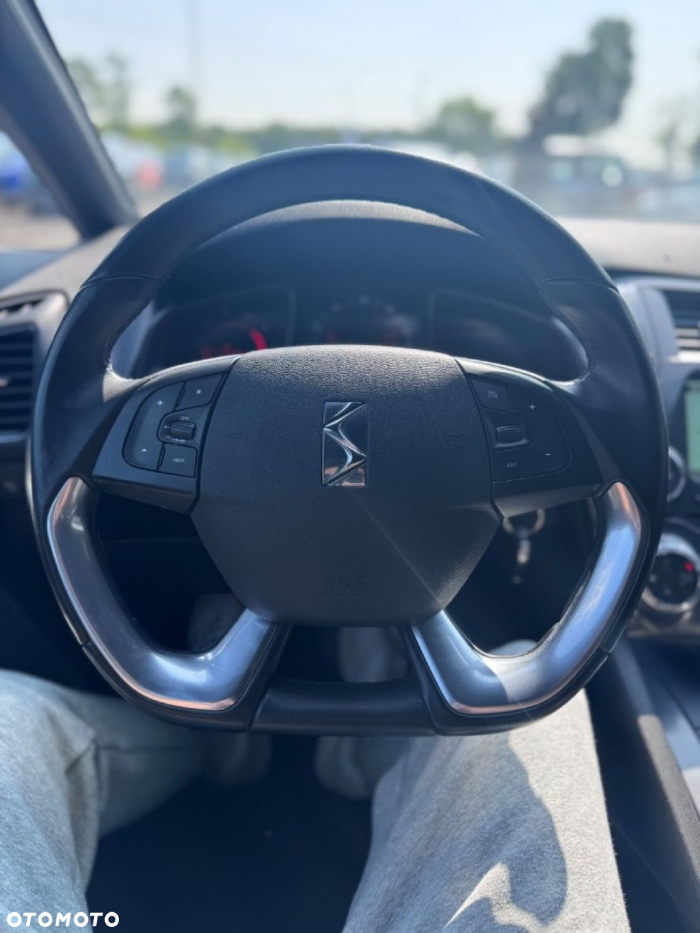 DS Automobiles DS 5 - 24