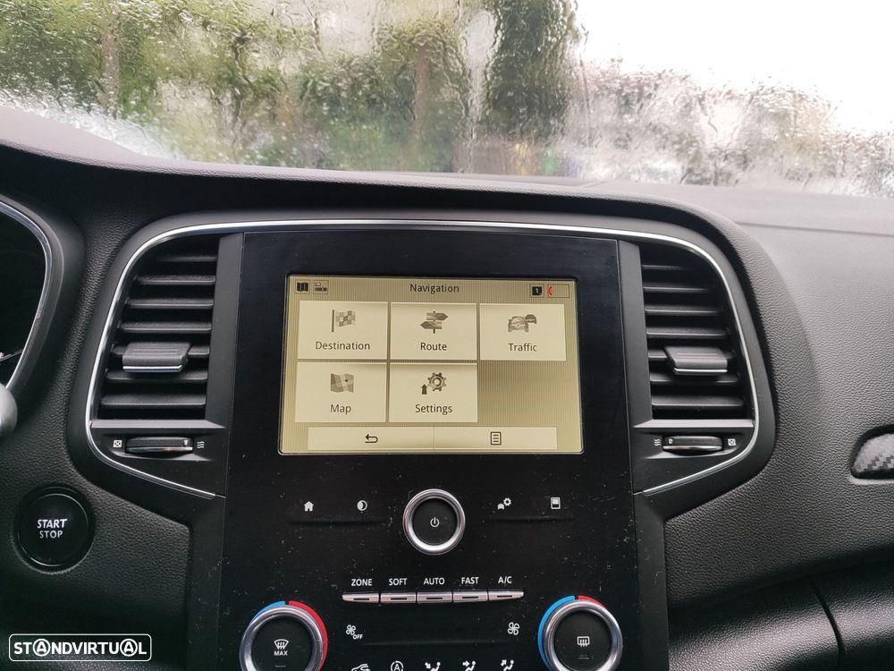 Renault Mégane 1.5 Blue dCi Limited - 17