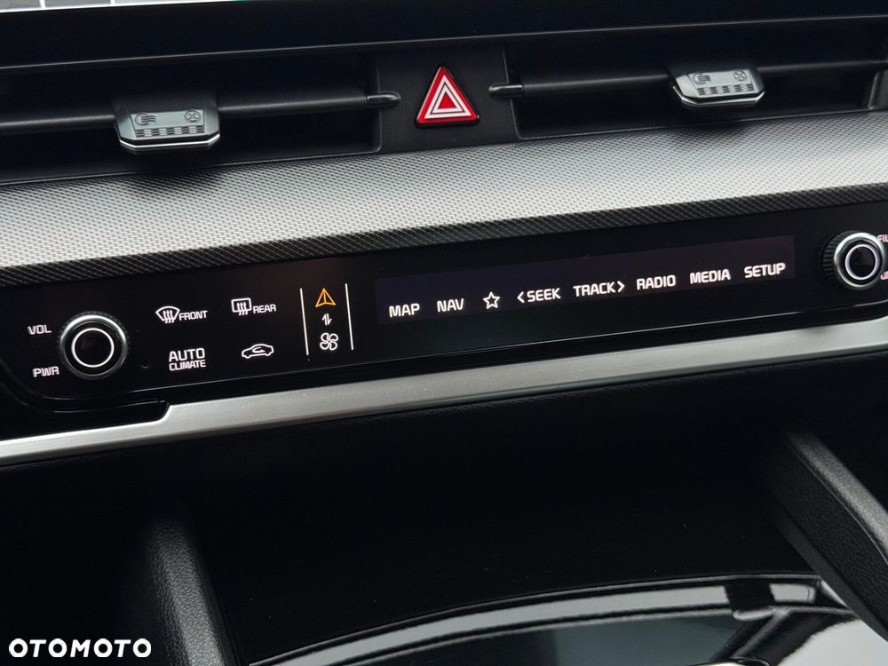 Kia Sportage 1.6 T-GDI HEV Business Line 4WD - 30