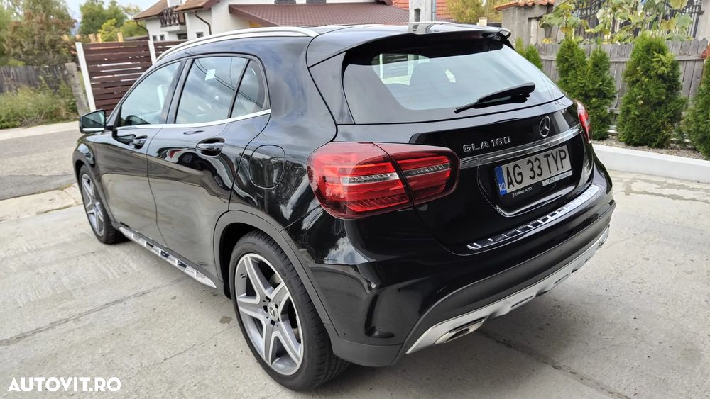 Mercedes-Benz GLA - 6