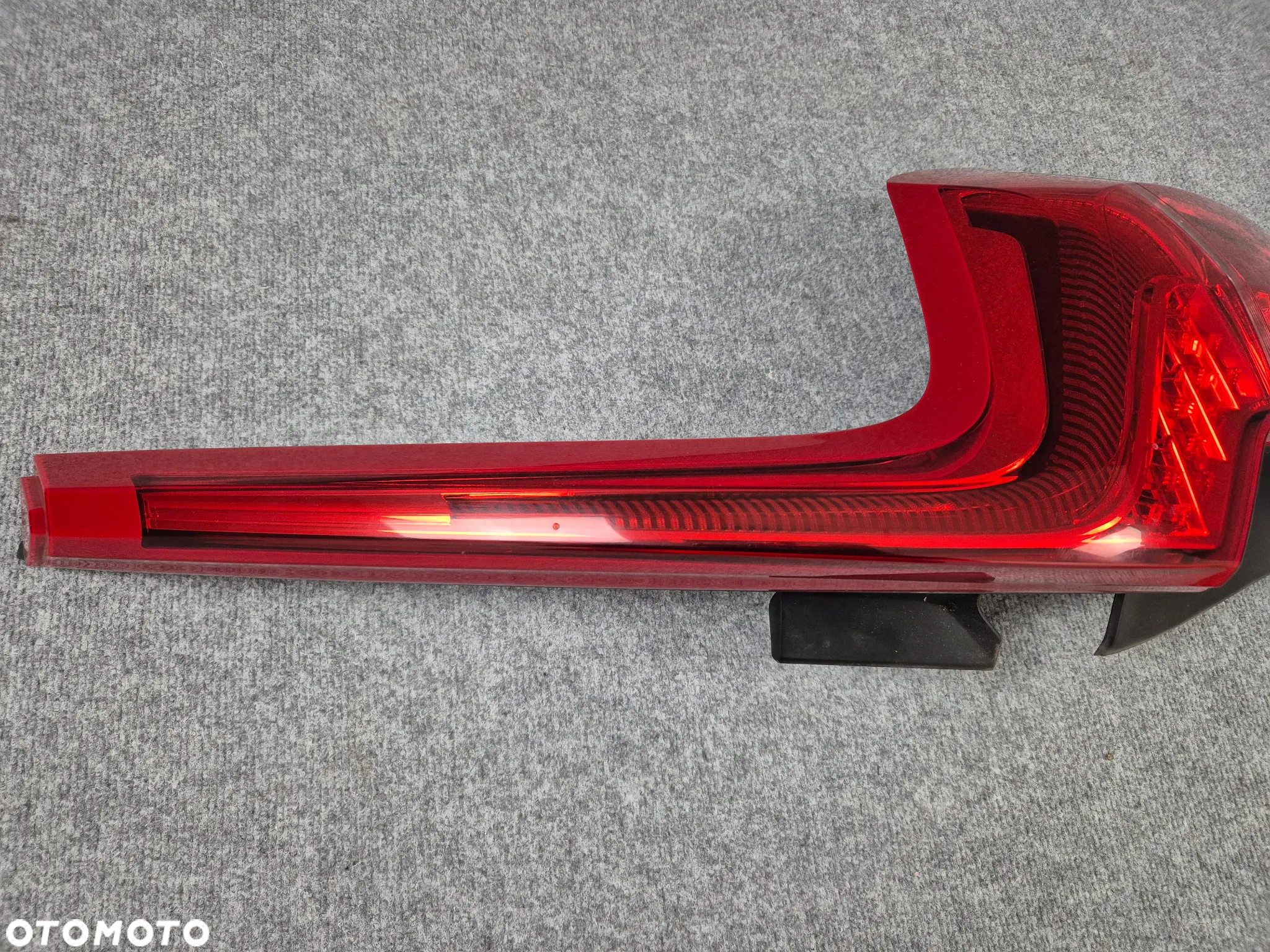 LAMPA TYLNA TYŁ PRAWA - VOLVO XC90 II LED 14-25 EUROPA - 3