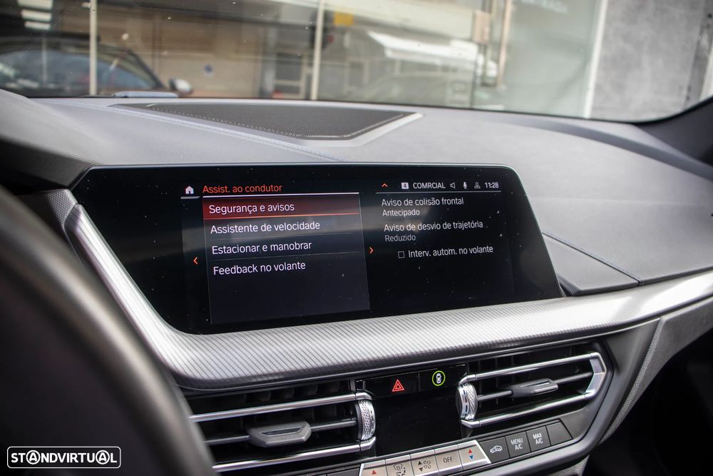 BMW M135i xDrive - 30