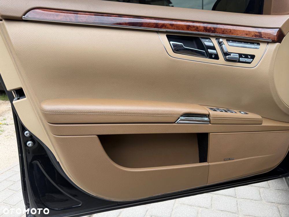 Mercedes-Benz Klasa S 63 AMG 7G-TRONIC - 12