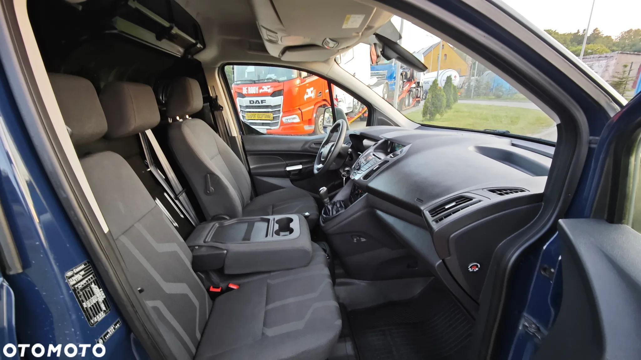 Ford Transit Connect 220 L1 LKW Trend - 12