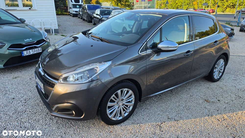 Peugeot 208 1.2 PureTech Allure S&S EAT6 - 17