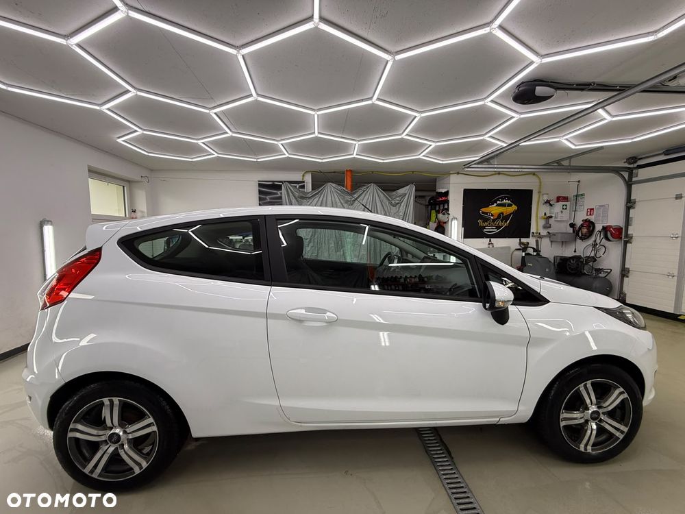 Ford Fiesta 1.25 Trend Edition - 15