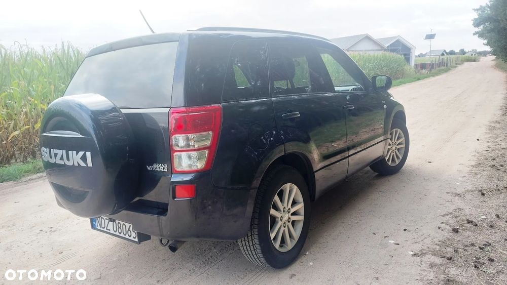 Suzuki Grand Vitara 1.9 DDiS Comfort DPF Limited - 3
