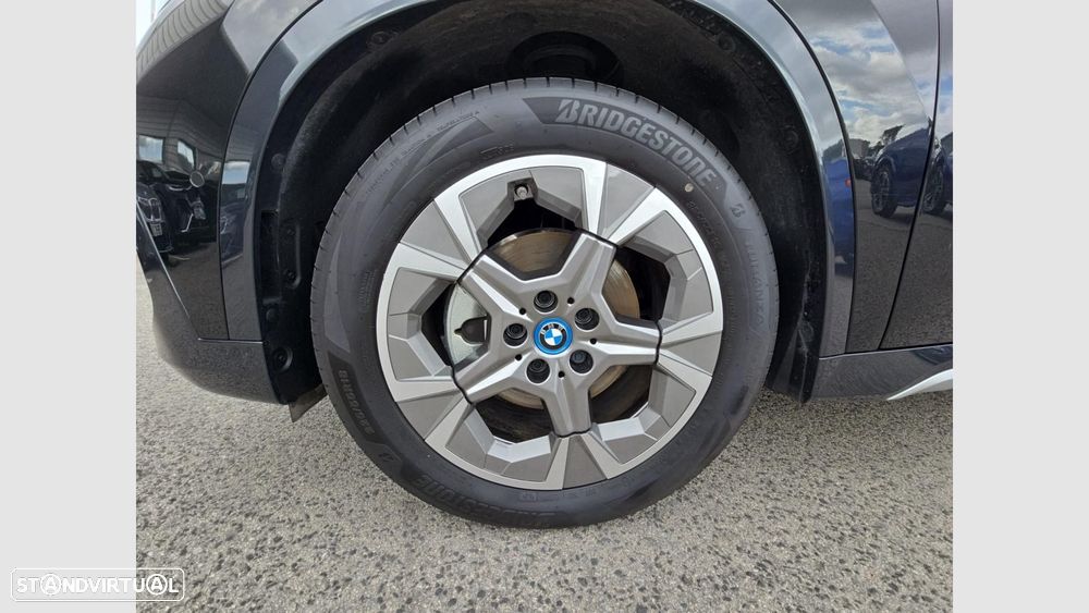 BMW ix1 eDrive20 xLine - 16
