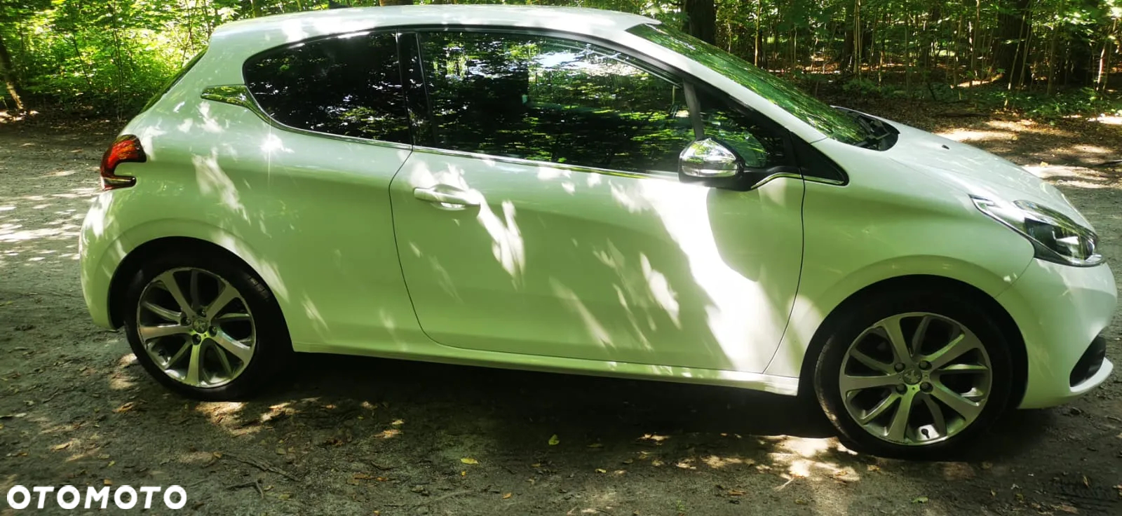 Peugeot 208 1.2 PureTech Allure S&S - 3