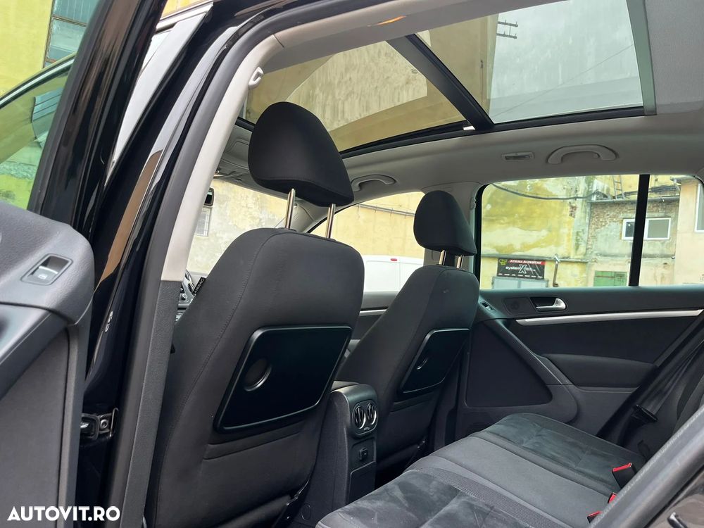 Volkswagen Tiguan - 4