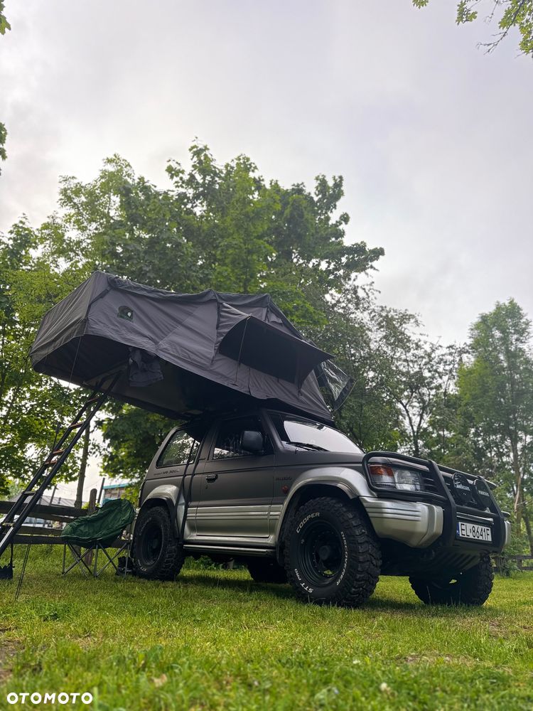Mitsubishi Pajero - 36