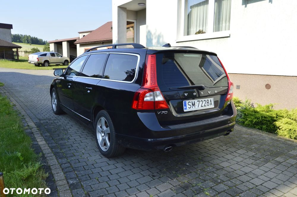 Volvo V70 D5 Summum - 4