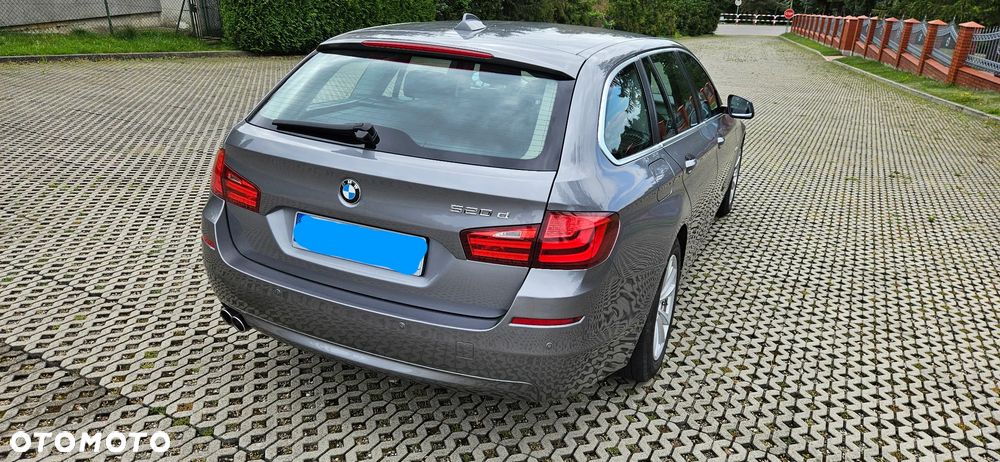 BMW Seria 5 520d xDrive Luxury Line - 13