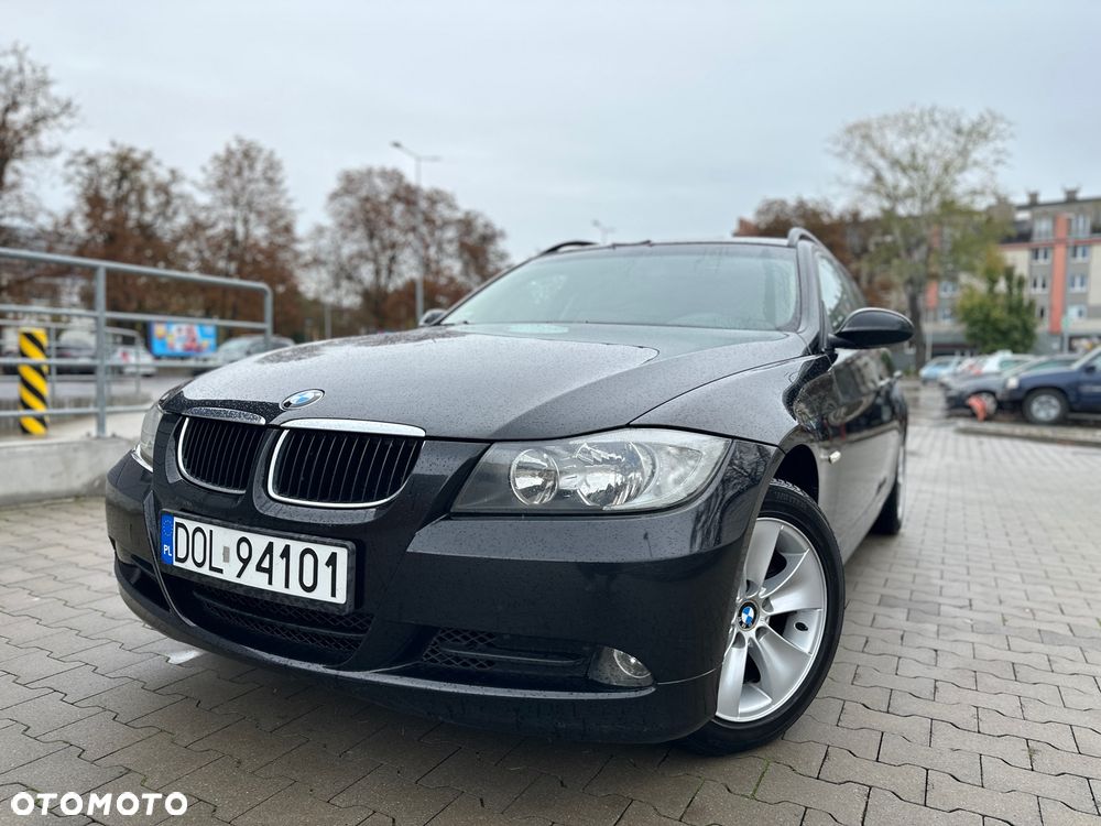 BMW Seria 3 318d - 1