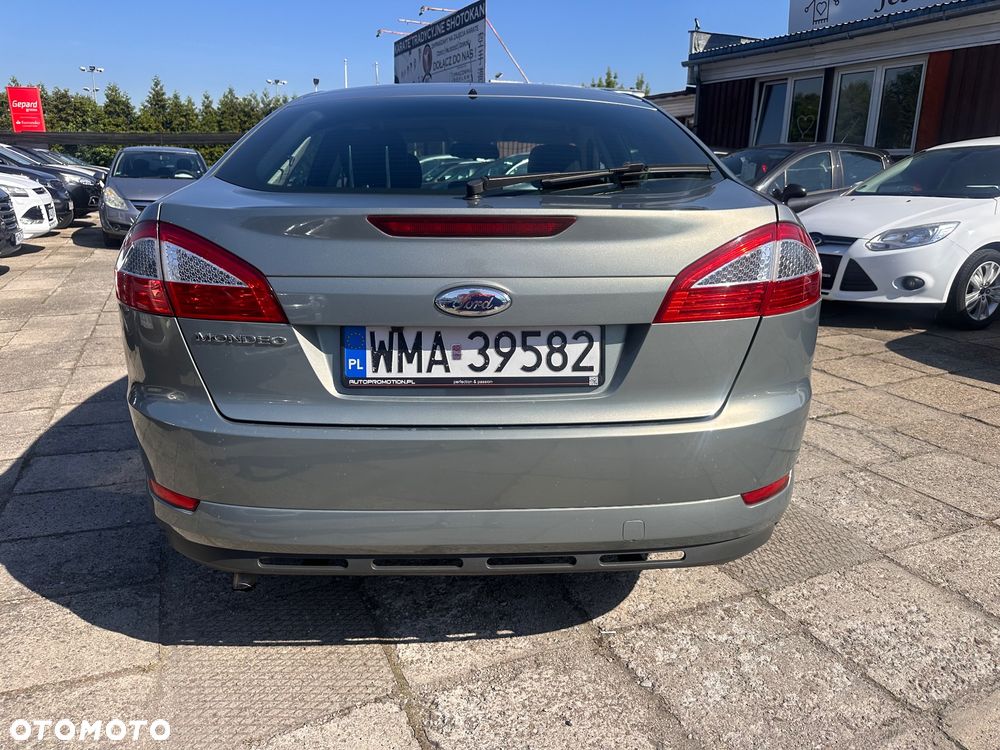 Ford Mondeo 1.6 Titanium - 25