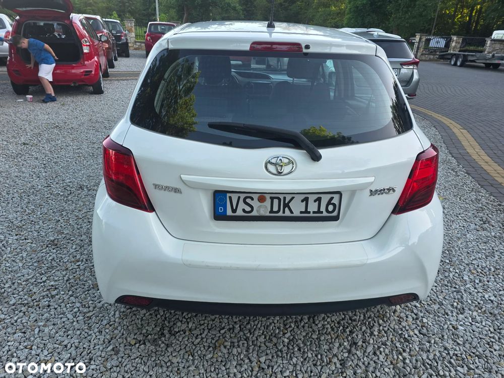 Toyota Yaris 1.33 VVT-i Edition 2014 - 6