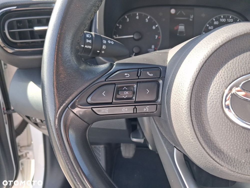 Toyota Yaris - 24