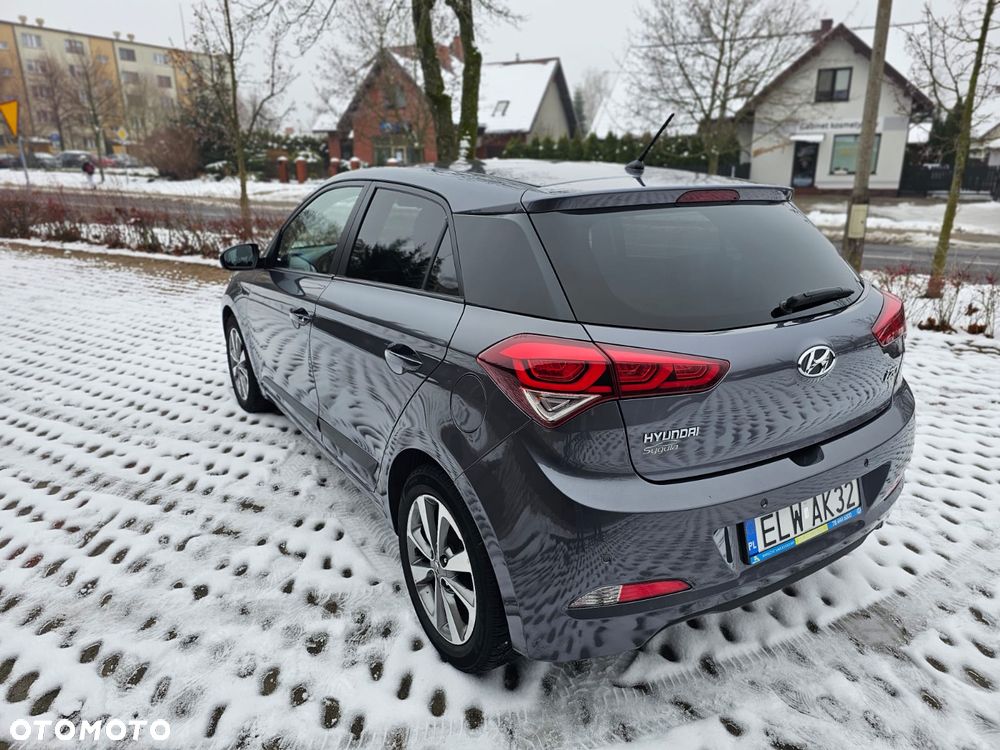 Hyundai i20 1.4 Comfort - 22