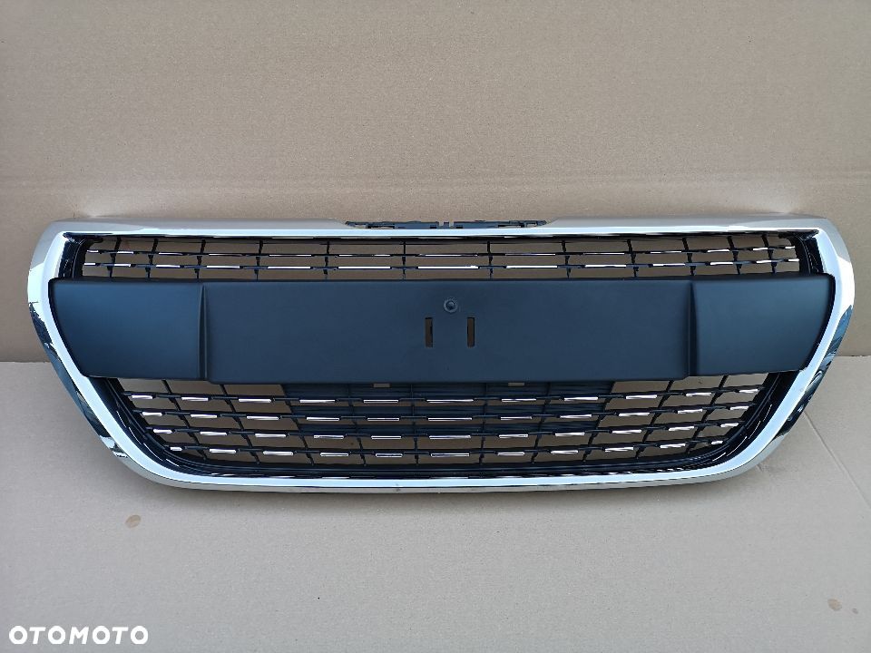 GRILL ATRAPA ZDERZAK PEUGOT 208 LIFT - 1