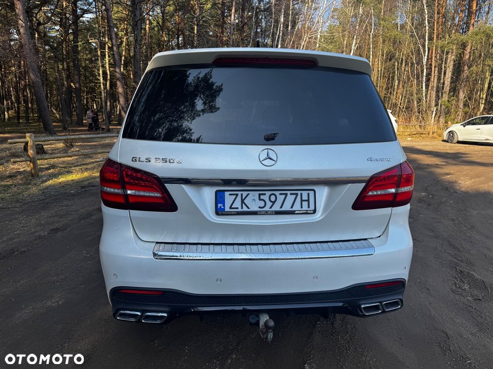 Mercedes-Benz GLS - 9