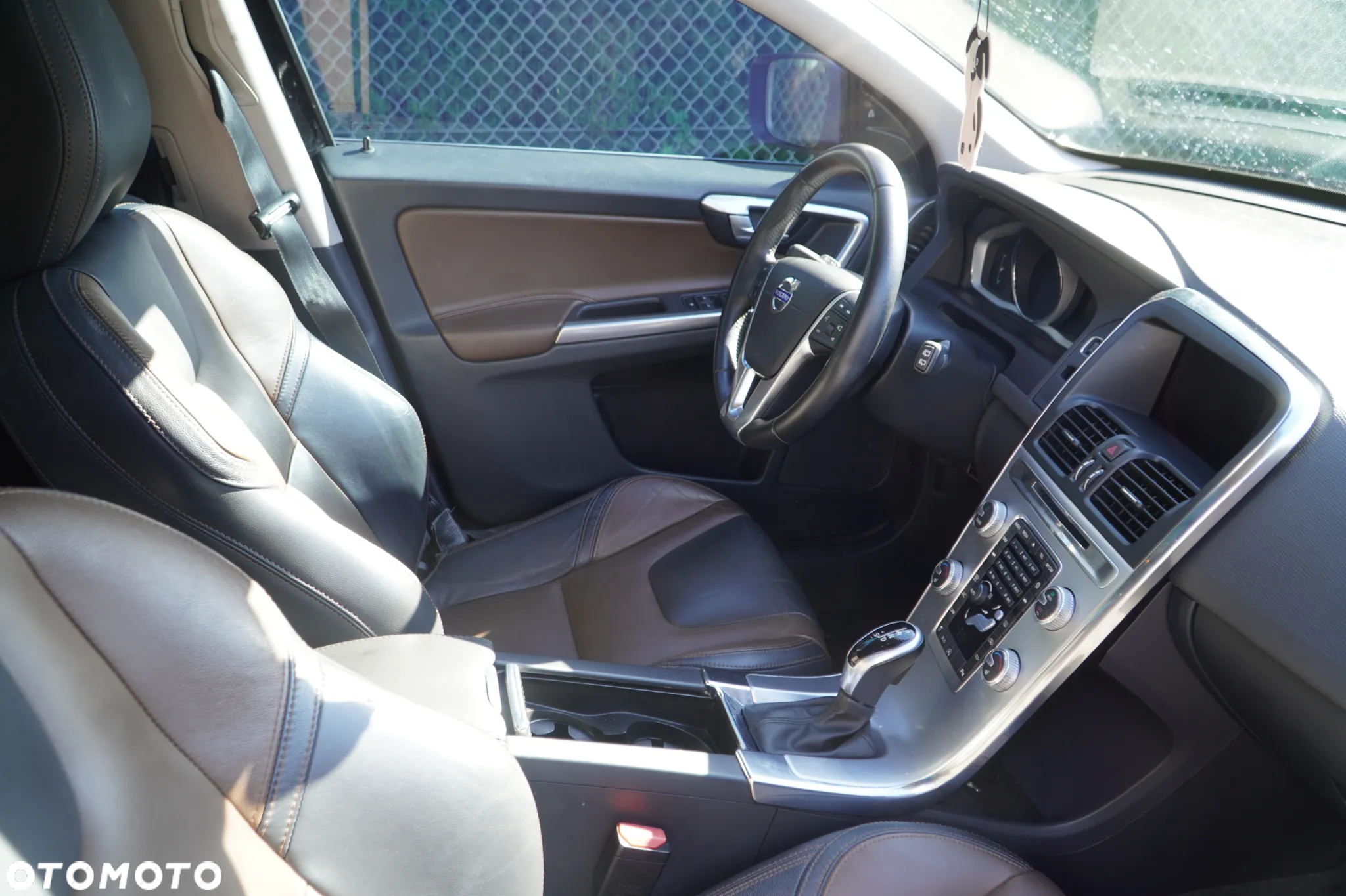Volvo XC 60 T5 Drive-E Momentum - 16