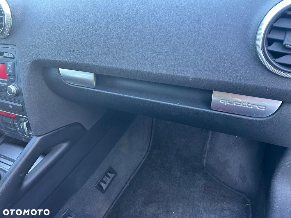 Audi A3 Sportback 1.8 TFSI quattro Ambiente - 16