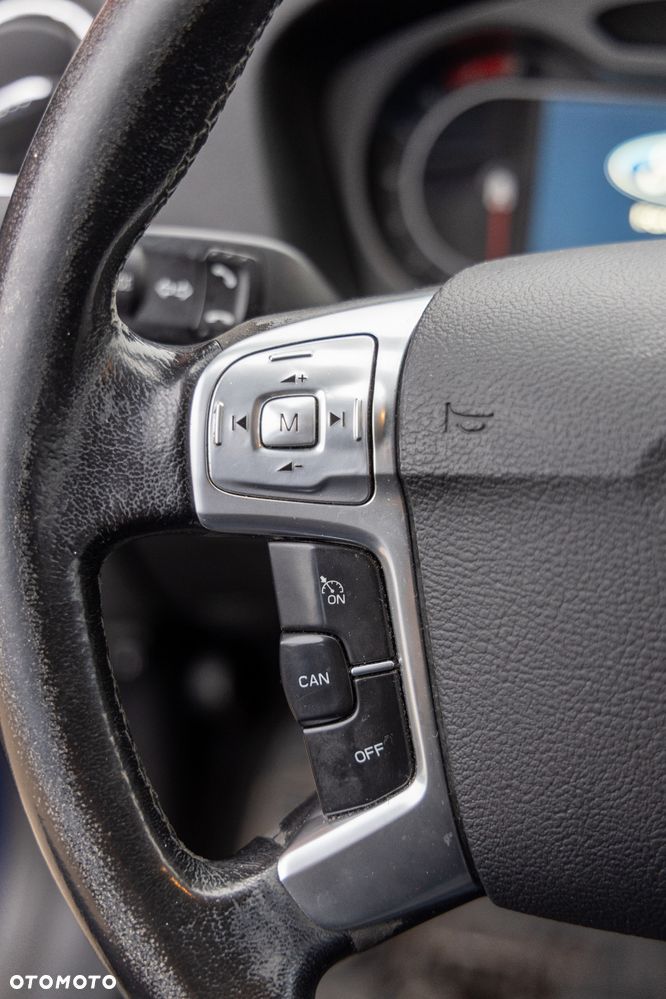 Ford Mondeo SW 2.0 Titanium - 12