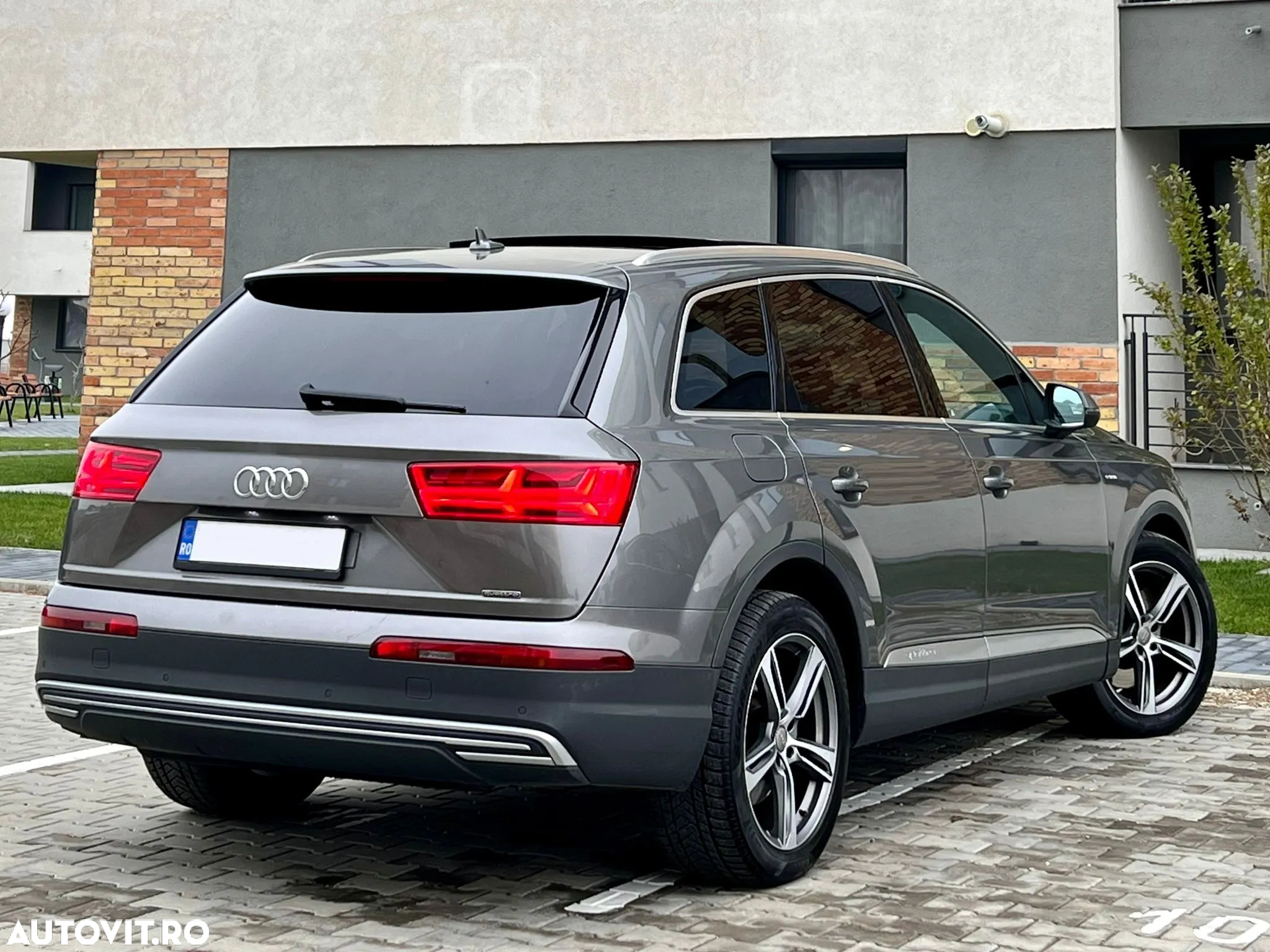 Audi Q7 e-tron 3.0 TDI quattro Tiptronic - 3