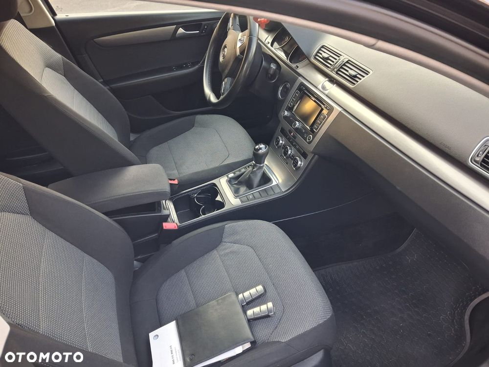 Volkswagen Passat Variant - 14