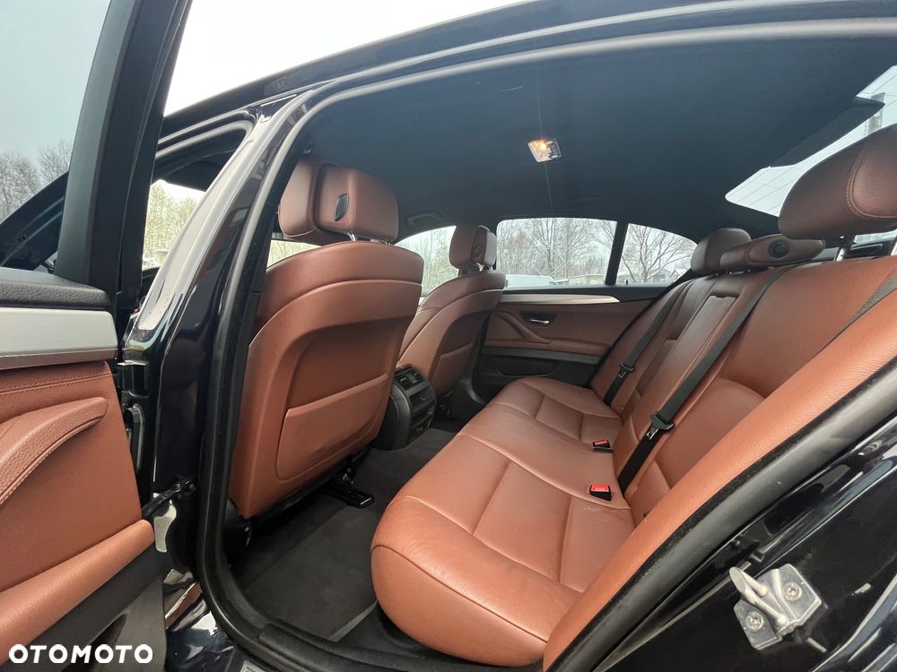 BMW Seria 5 ver-535d - 19