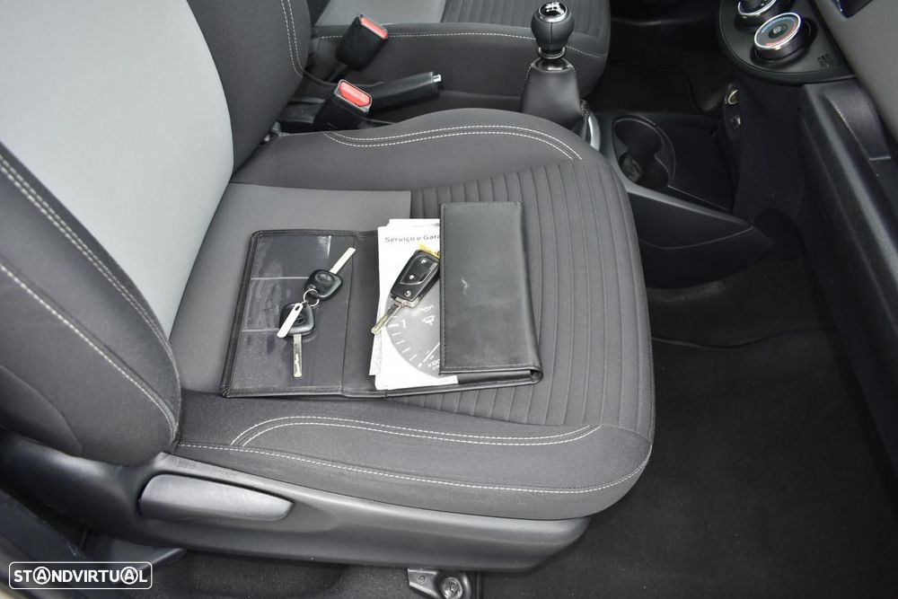 Toyota Yaris 1.4 D-4D Comfort+P.Style - 14