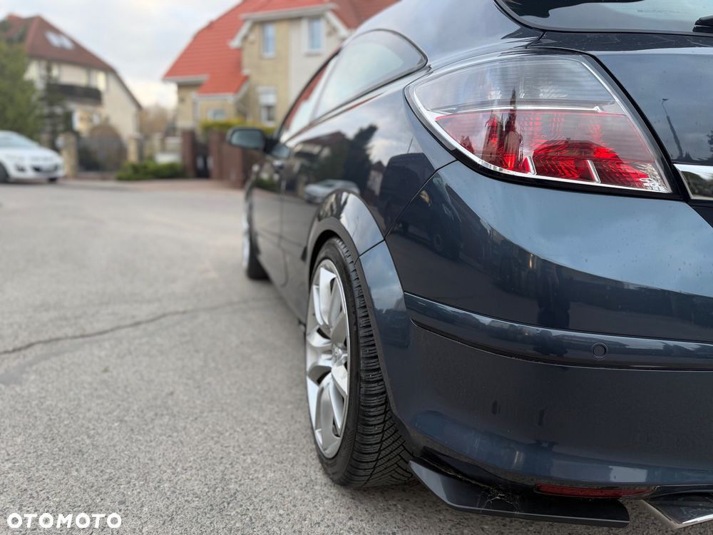 Opel Astra 1.8 Cosmo - 9
