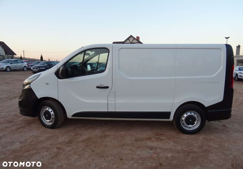 Opel vivaro - 10