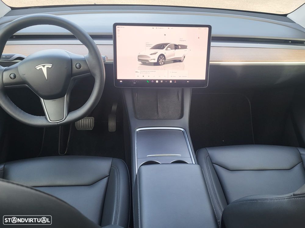 Tesla Model Y Standard - 13