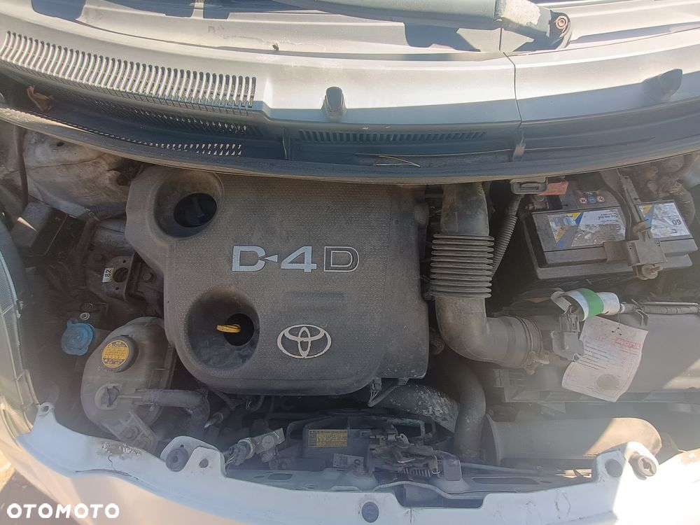 Toyota Yaris - 6