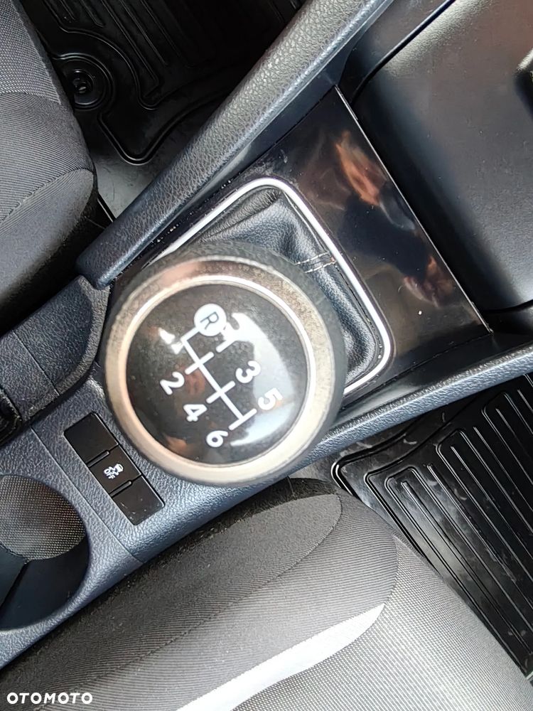 Toyota Auris 1.6 Classic Plus - 18