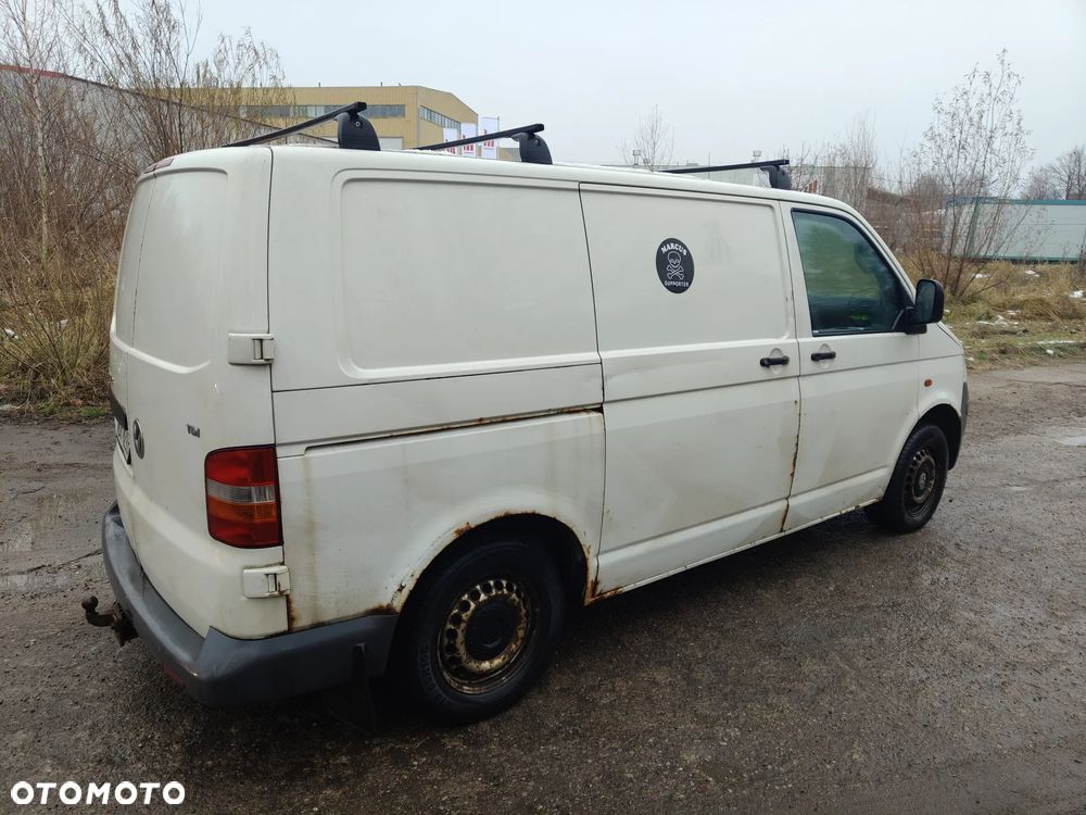 Volkswagen Transporter - 4