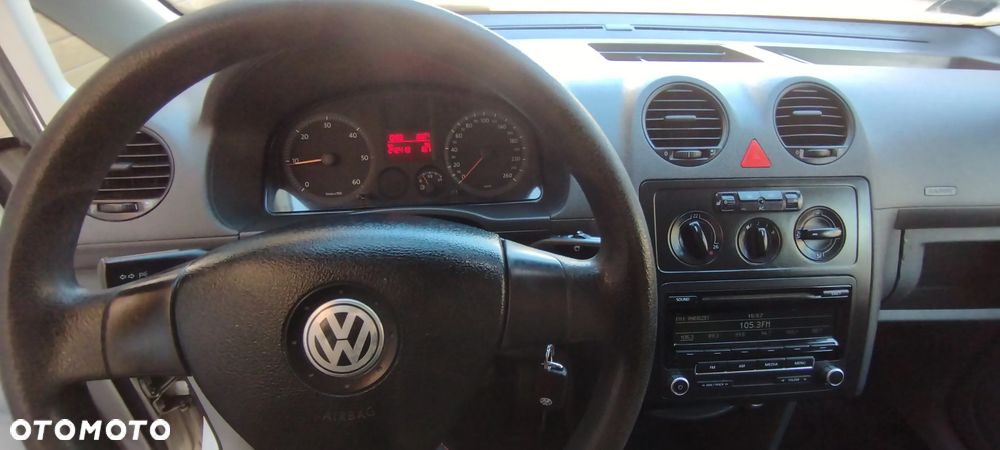 Volkswagen Caddy - 8